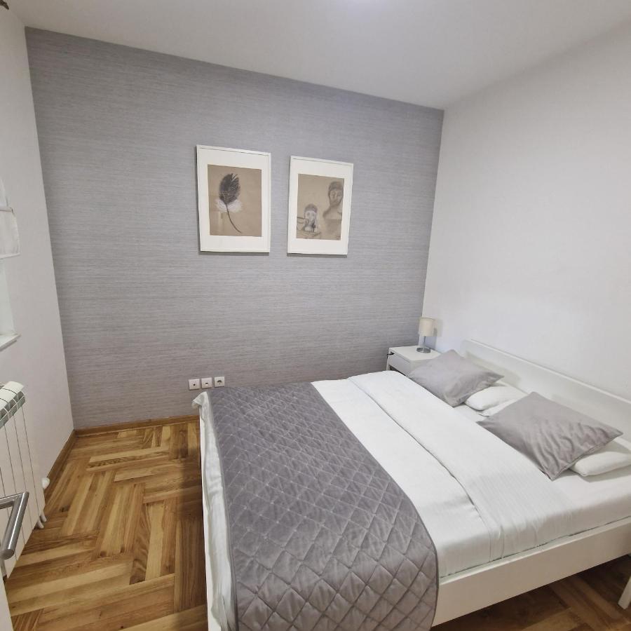 M48 Apartments Belgrado Esterno foto