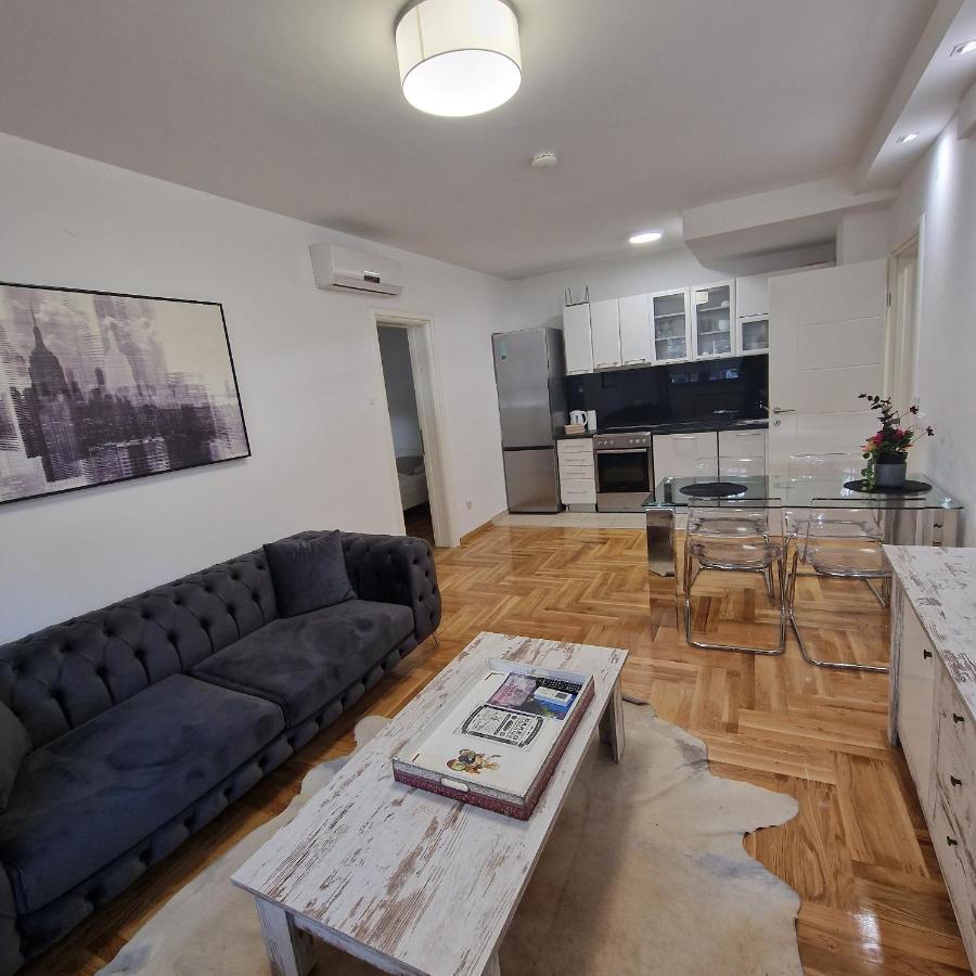 M48 Apartments Belgrado Esterno foto