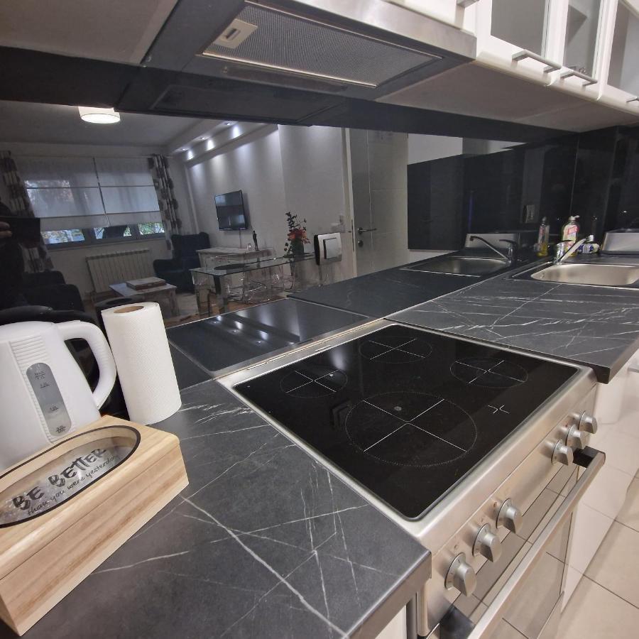 M48 Apartments Belgrado Esterno foto